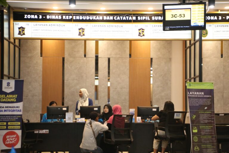 Dispendukcapil: Pelayanan Adminduk Kota Surabaya Gratis