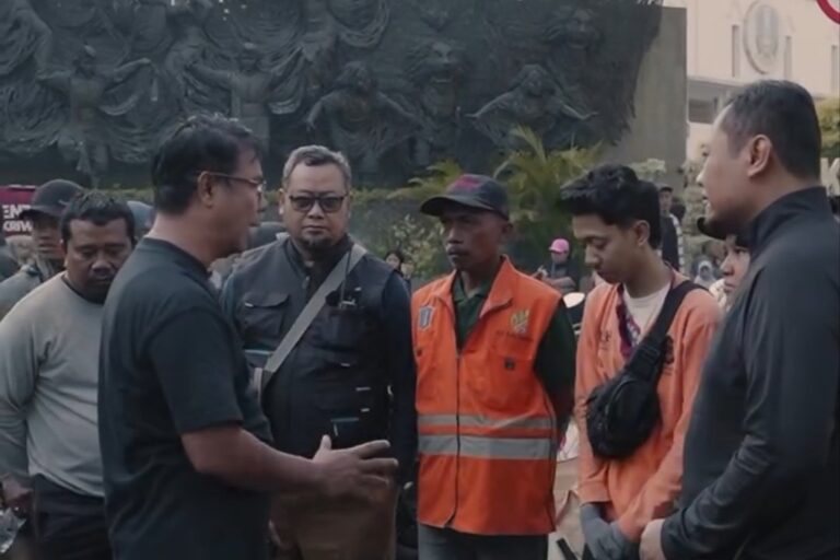Praktik Pungutan Liar di Tugu Pahlawan Ditindak Pemkot