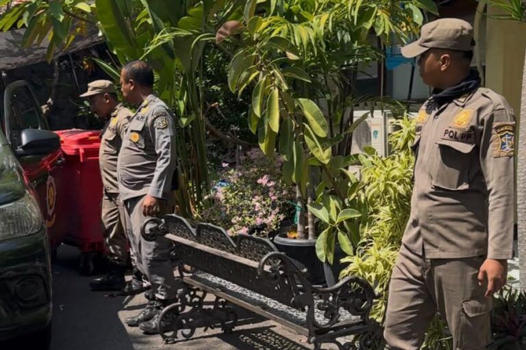 Kursi Taman Surabaya Dicuri, Kerugian Ditaksir Rp60 Juta