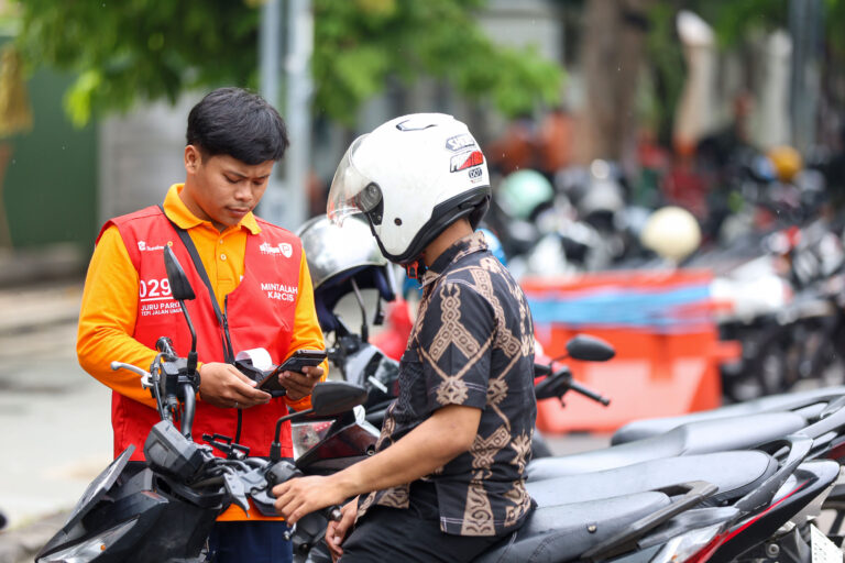 Parkir Elektronik Surabaya Tarif Rp810 Jelang HUT RI